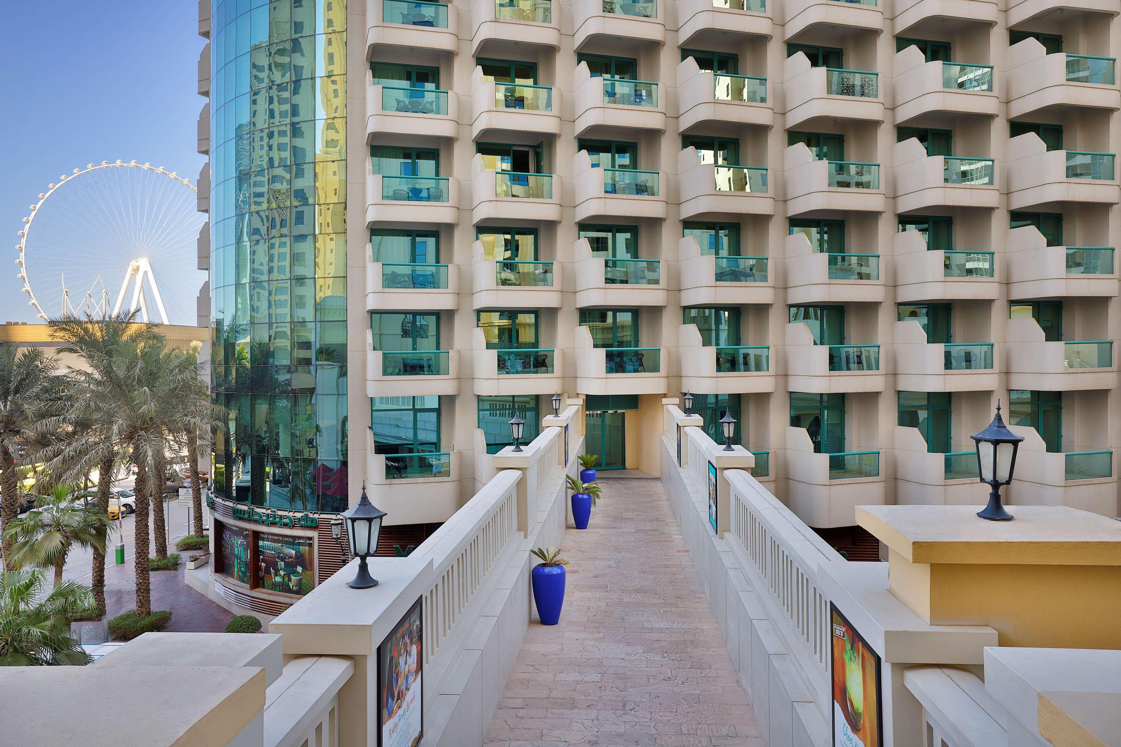 Hilton Dubai Jumeirah Exterior photo